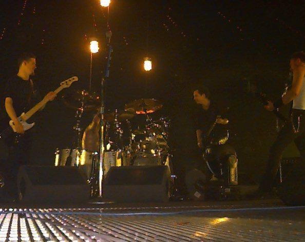 Photo gallery from the gig in Memphis, TN shot on February 1, 1997